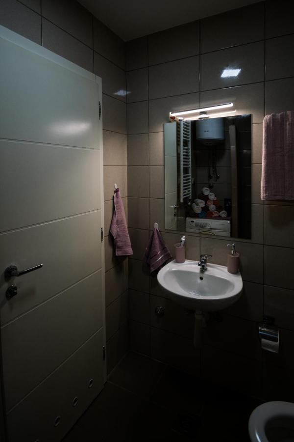 Apartman Royal 1 ドボイ エクステリア 写真