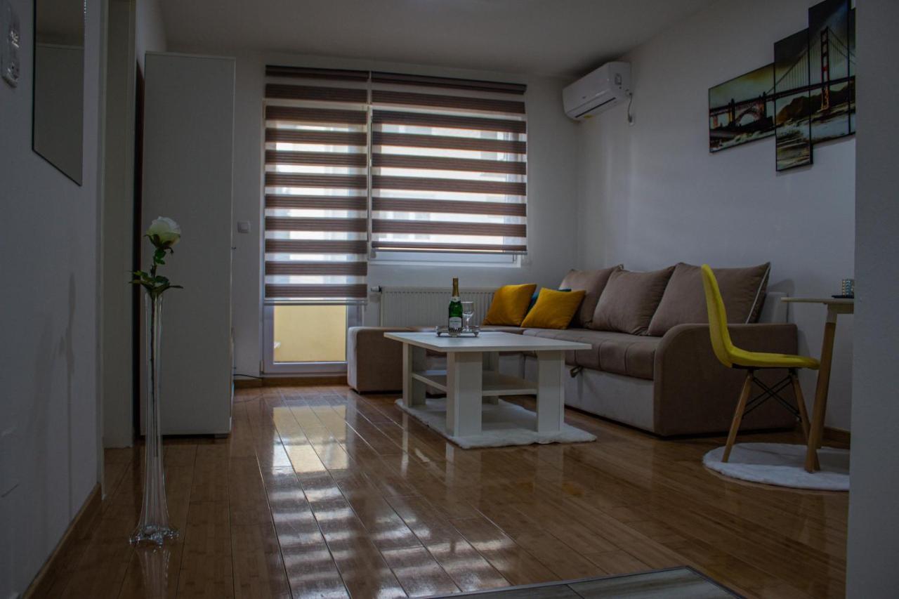 Apartman Royal 1 ドボイ エクステリア 写真