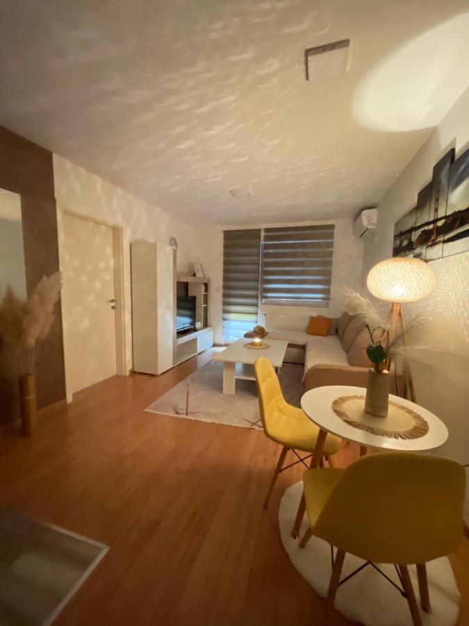 Apartman Royal 1 ドボイ エクステリア 写真