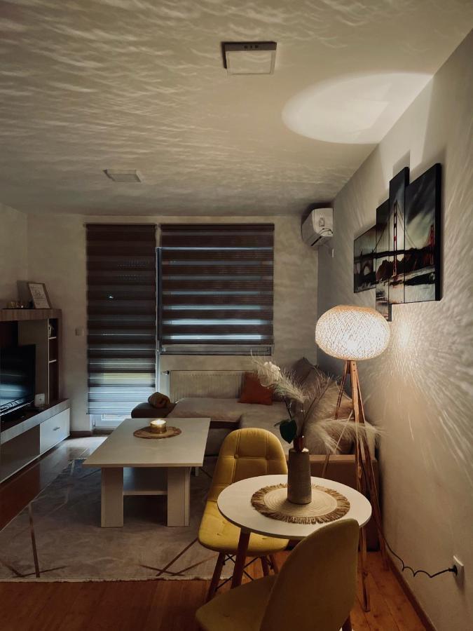 Apartman Royal 1 ドボイ エクステリア 写真